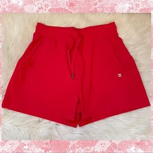Sweaty Betty Explorer 3.5” Tie Waist Shorts - NWT - Size 8 / Medium - Venus Pink